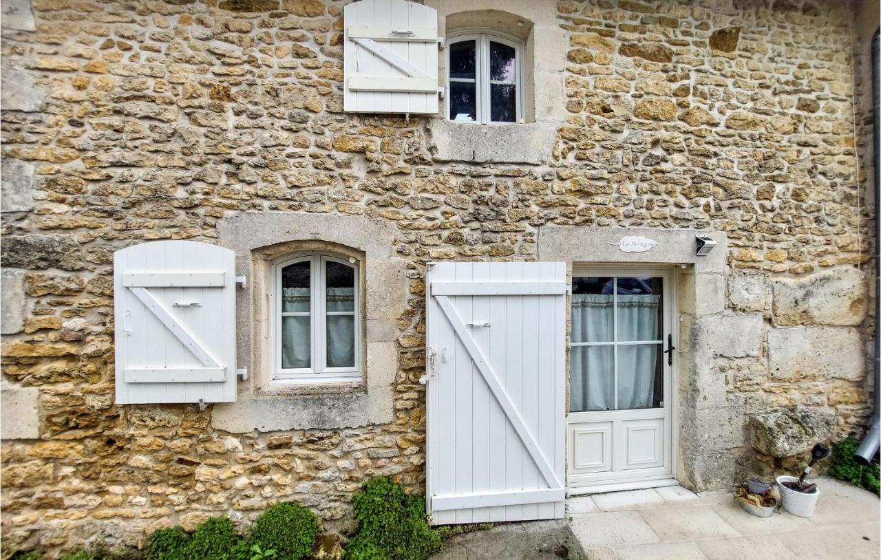 1 Bedroom Lovely Home In Taillant Exterior foto